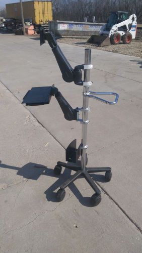 Ergotron Mobile Workstation Cart Stand  Rolling Computer Monitor