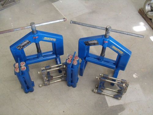 Mustang model DBS-44 HDPE plastic pipe squeezers