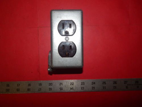 Steel City 58371-1/2 4&#034; Outlet Box With Brown Duplex Female Receptacle 125Volt