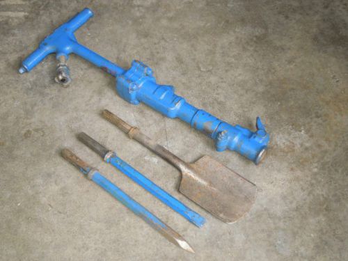 APT Model 119 Light Demo Hammer/Trench Digger with Point, Chisel, Clay Spade