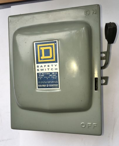SQUARE D FUSIBLE SAFETY SWITCH CAT D321N 30A 240V 3PH 7-1/2HP Fusible Series A1
