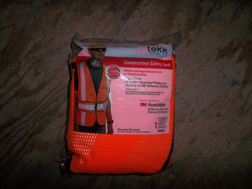 3M Construction Safety Vest 94625 * One Size Fits Most With Reflective Material