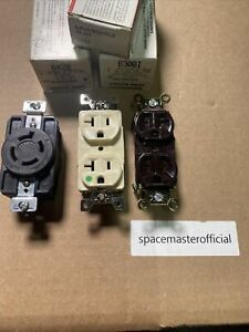 Lot Of 3 Arrow Hart And Pass &amp; Seymour Assorted Outlets