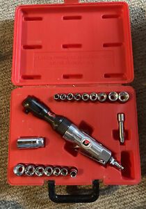 Universal Tool 3/8&#034; Drive  Torque  Air Impact Ratchet Wrench