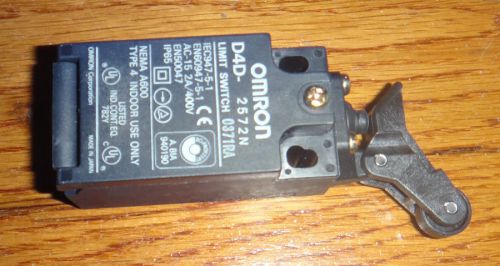 Omron Safety Limit Switch D4D-2572N Lot 0571RA 400 V 2 AMP IP65 NEW