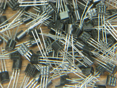 1 Lot of 500 Silicon Transistor MPSA92.  New parts