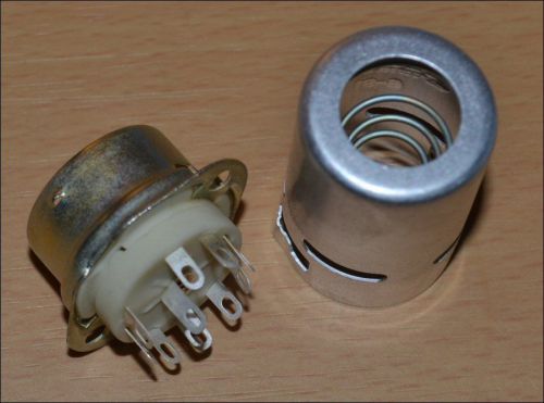 9-pin ceramic shielded tube socket. preamp 12ax7 6dj8 with spring for sale