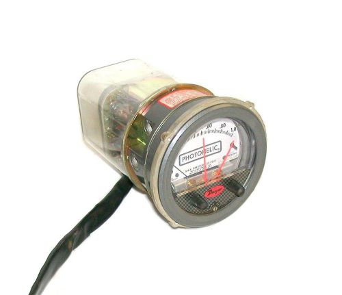 DWYER PHOTOHELIC GAUGE  0-1.0 INCHES OF H20 115 VAC MODEL 3001C