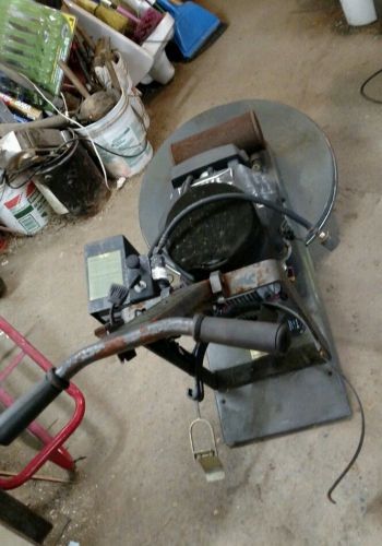 Whirlamatic Pro 27 propane floor burnisher buffer polisher 39 hrs. Kawasaki LPG