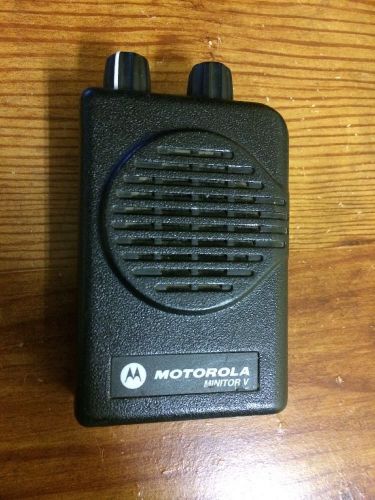 Motorola Minitor V / Rld1029A / 151-158.9975 MHz Fire Rescue Pager W/ Charger