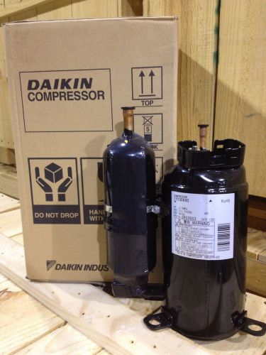 Daikin compressor sb-1yc32axd for daikin akz438, akz538, akzj568 oil cooloing for sale