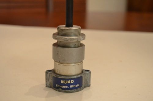 Mead single acting air clamp