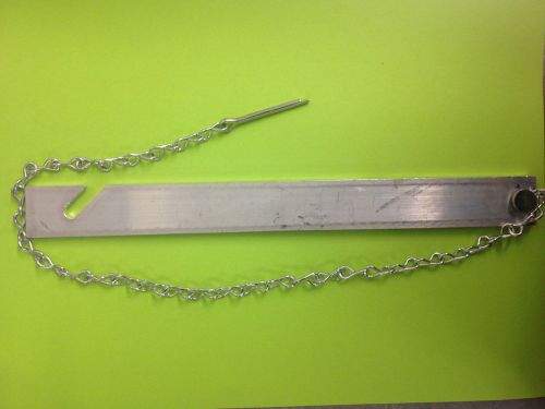 Fire Extinguisher Cabinet Breaker Bar &amp; Chain Assembly