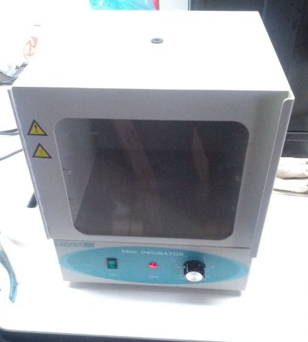 Labnet I 5110 Mini Incubator 120V
