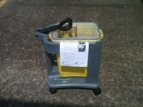 Brand new b.d.recykleen 9 gallon sharps trolley with container for sale