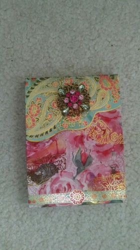 Floral magnetic note pad
