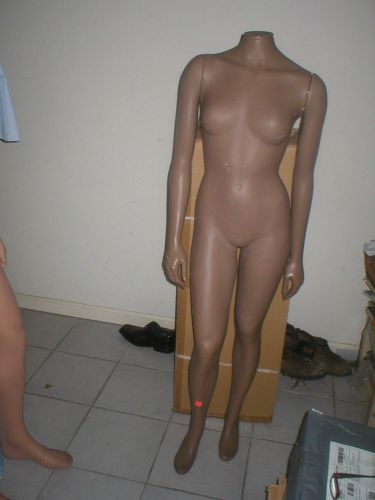 FEMALE  HEADLESS  CHOCOLATE MANNEQUIN  BODY  LOCAL PICK UP ONLY