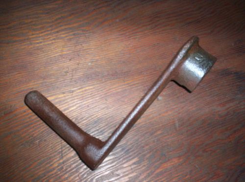 Nice Waterloo Boy &amp; Contract Gas Engine 1 1/2 Hp Starting Crank Handle Part # K9