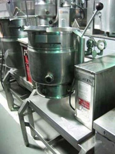 Groen gas tilting steam kettle 20 quart for sale