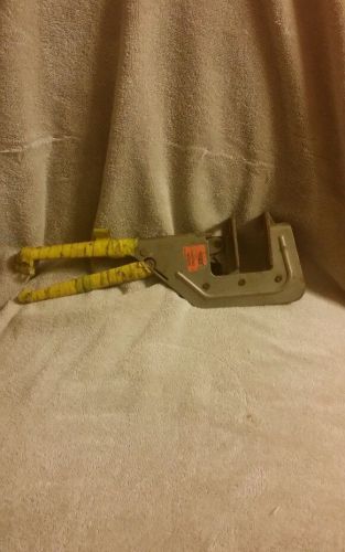 T&amp;b thomas &amp; betts wt820 cable crimper frame for sale