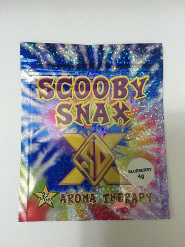 100 Scooby Snax 3rd Blueberry  4g EMPTY  bags (good for crafts jewelry)