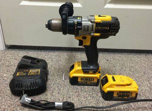 Dewalt DCD985 20V MAX 1/2&#034; Cordless Hammer Drill with 2 Batteries and Charger