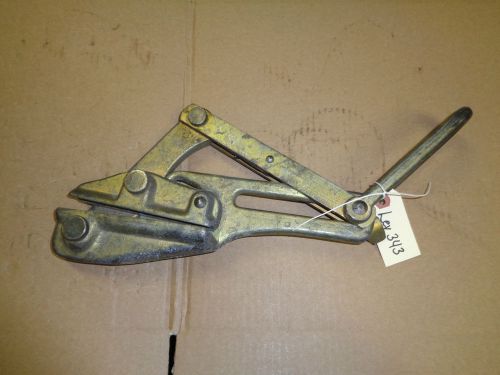 Klein Tools Cable Grip Puller 1656-50 .74 - .86  Max Load 8000 lbs  Lev343