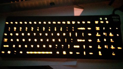Light up Man &amp; Machine Really cool Wired Keyboard 3 setting backlight Slim USB