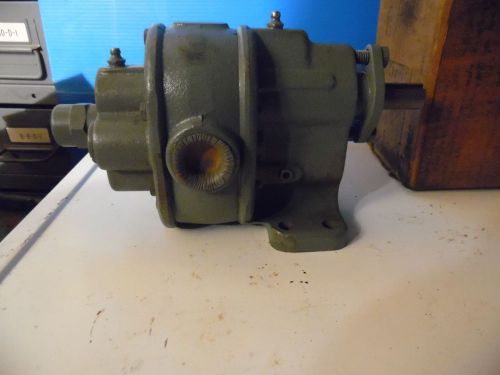 BROWN&amp;SHARPE ROTARY GEARED PUMP 713-3-9