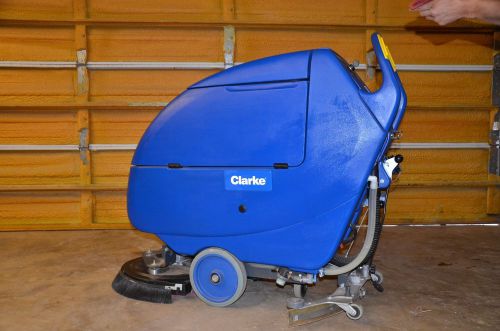Clarke Focus II S20 Battery Powered Compact Autoscubber used FREE SHIPPING