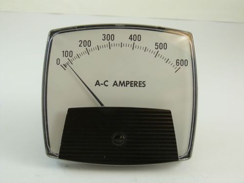 A-C Amperes 0-600 Panel Mount Meter