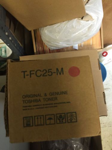 Genuine Toshiba Toner T-F25-M Toner for estudio 2040C/2540C/3040C/3540C/4540C