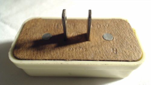Leviton 3-Way AC Plug Splitter (15A-125V) (Vintage)