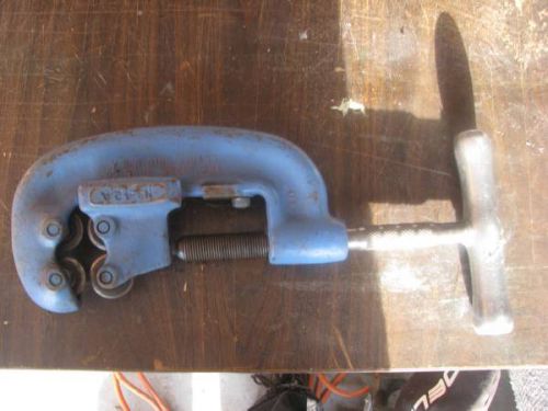 Ridgid 42-A 2 in. Capacity Heavy-Duty 4-Wheel Pipe Cutter Used Good condition