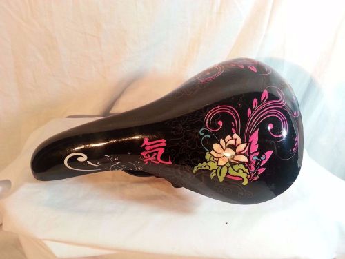 Nicety Tattoo Flash Style Bicycle Seat
