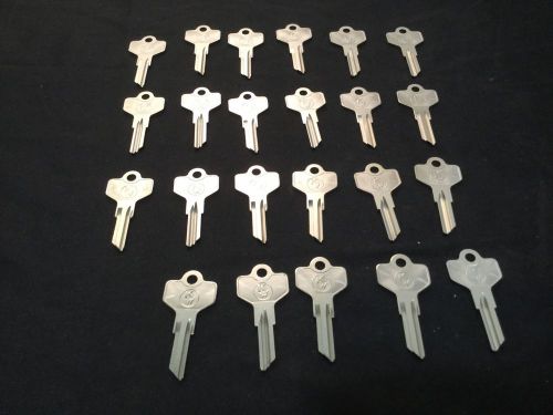 Locksmith Kenworth Semi Key Blanks, set of 23