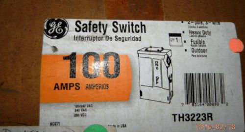 Nib   2p 3w 100a 240v outdoor  safety switch - fusible for sale