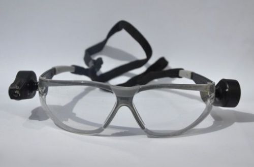 CLEAR SAFETY GLASSES WITH LED LIGHTS 3M Item 11356 Virtua Plus LED Eyewear