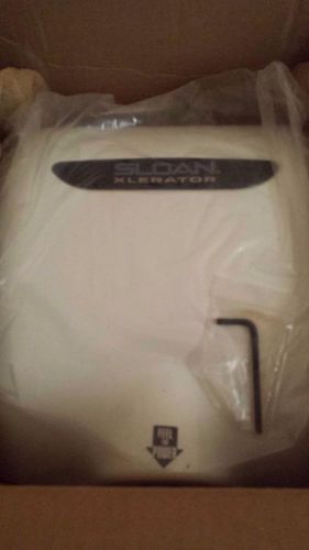 White Xlerator EHD-501 White Ultra-fast, Sensor Activated Hand Dryer