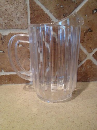 NEW Update clear plastic restaurant pitcher WP-32SC 6 available