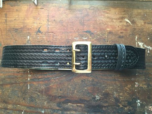 SAFARILAND MODEL 87 SAM BROWNE BUCKLED DUTY BELT 2.25&#034; SIZE 36 BRASS BASKETWEAVE