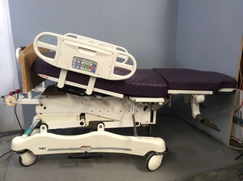 Stryker 4700 ADEL Birthing Bed