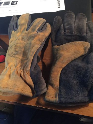 Shelby fdp gore fire fighter gloves. in great shape used 1 medium 1 xl for sale