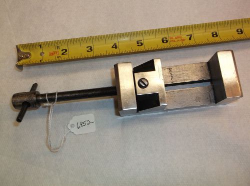 Machinist Vise, Made by Toolmaker, 1-11/16&#034; Wide x 1-1/16&#034; Deep Jaws, USA