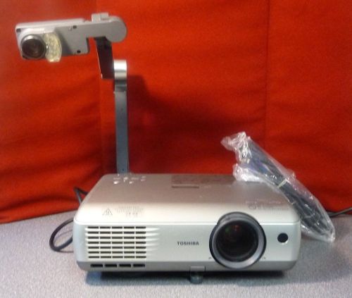 Toshiba tlp t401 projector - power and vga cables are included - n 5932 for sale