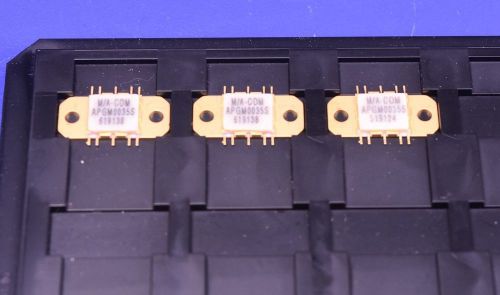 (3) m/a com s c-band 1.6w 2.5-5.5 ghz rf power amplifier maapgm0035 microwave for sale