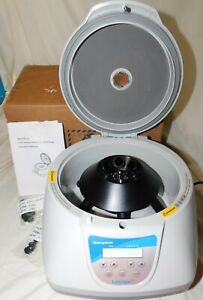 Microyn Technologies Labnique SPINPLUS-6 Low Speed Bench Top Centrifuge