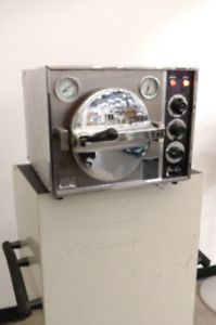 Pelton &amp; Crane OCM Omni-Clave Autoclave Sterilizer 510k: K823457