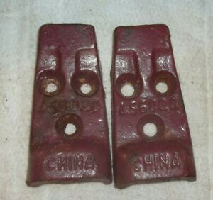 Set Of 2 Jones Stephens L56-020 Cast Iron Lavatory Hangars Brackets