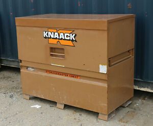 Knaack 89 - GANG BOX 60&#034; X 46&#034; X 30&#034; PIANO STYLE